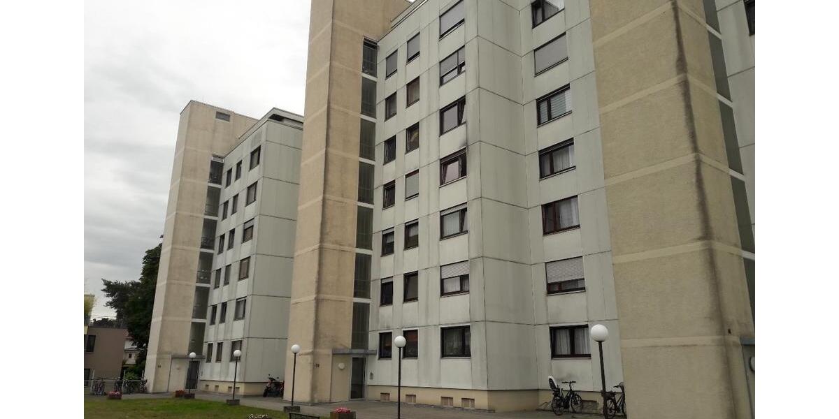 Stabile Rendite: Helle Wohnung in KA-Durlach mit TG & Lift 3 zimmer