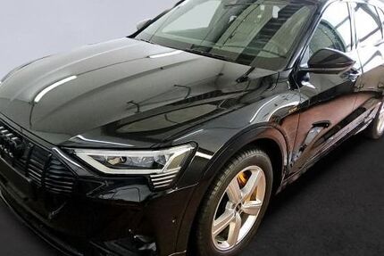 Audi e-tron 44.306 km 38.900 &euro; Ettlingen 76275