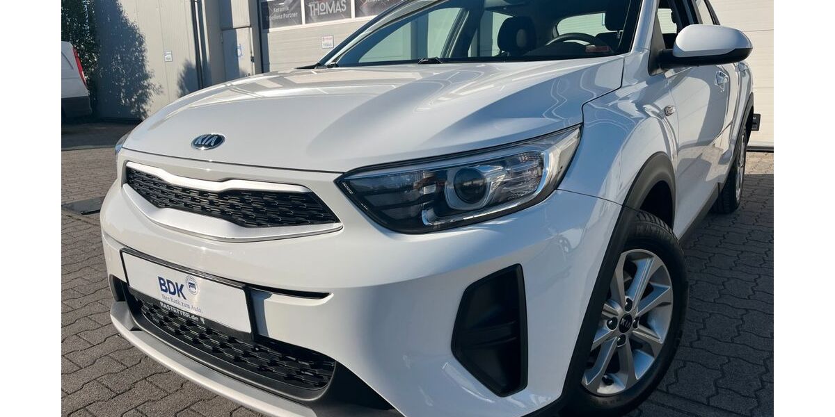 Kia Stonic 71.000 km 10.999 &euro; Maximiliansau 76744