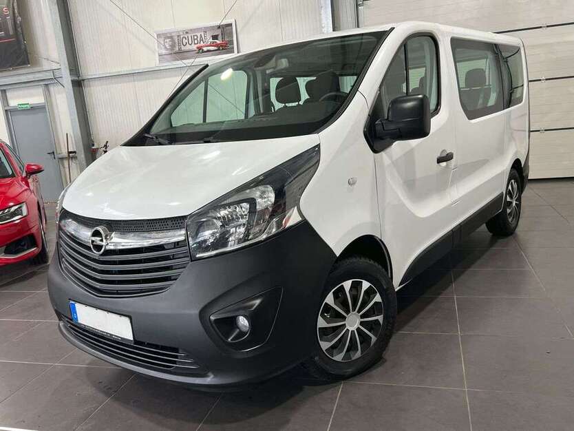 Opel Vivaro 107.000 km 18.995 € Bretten 75015