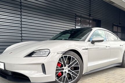 Porsche Taycan 40.990 km 95.939 &euro; Ettlingen 76275