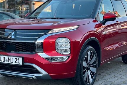 Mitsubishi Outlander 20.000 km 44.990 &euro; Landau 76829