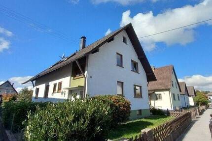 Freistehendes EinZweifamlienhaus mit sonnigem Südwestgrundstück 6 zimmer