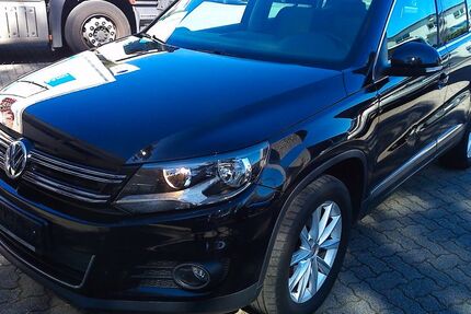 VW Tiguan 91.420 km 9.999 &euro; Karlsruhe 76227