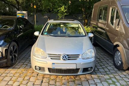 VW Golf 96.000 km 4.699 &euro; Karlsruhe 76139