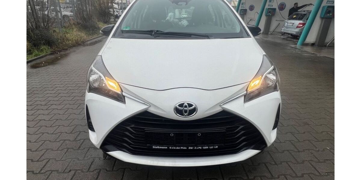 Toyota Yaris 23.640 km 9.499 &euro; Germersheim 76726