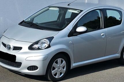 Toyota Aygo (X) 22.000 km 8.000 &euro; Landau 76829