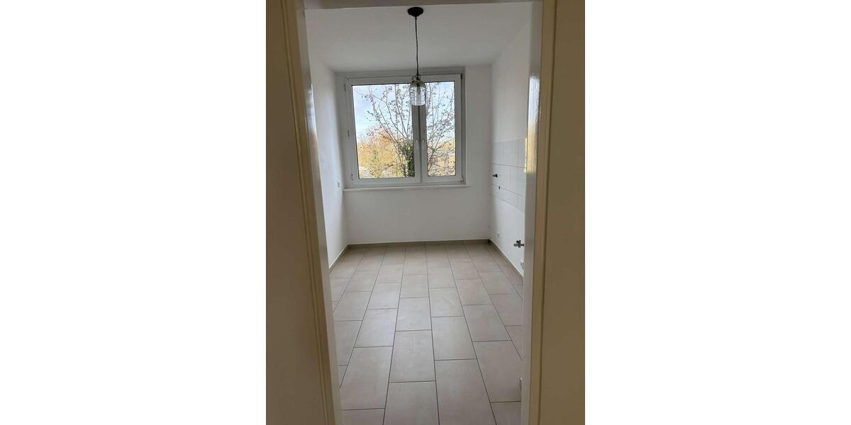 Etagenwohnung Karlsruhe Wettersbach - 3 Zimmer, 81 m&sup2;, 940&euro; | Angebot:23806418