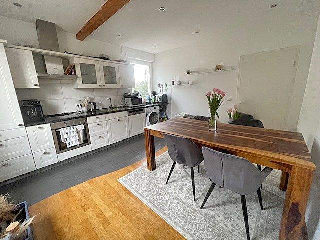 Etagenwohnung Pforzheim Südweststadt - 2 Zimmer, 79 m&sup2;, 670&euro; | Angebot:25770637