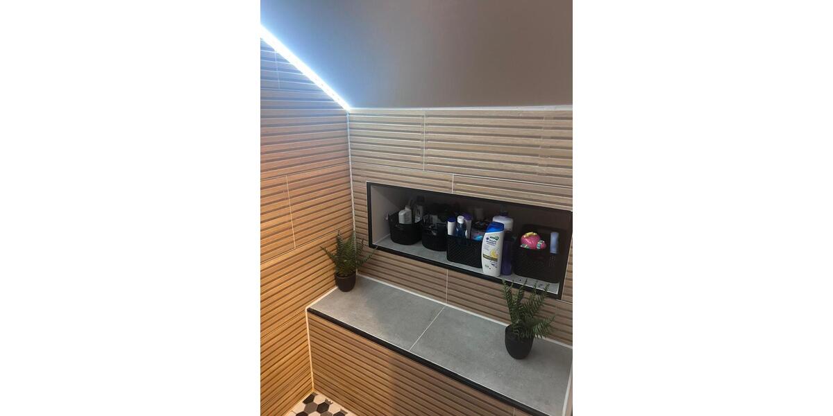 Dachgeschoßwohnung Pforzheim - 3 Zimmer, 65 m&sup2;, 800&euro; | Angebot:25634558