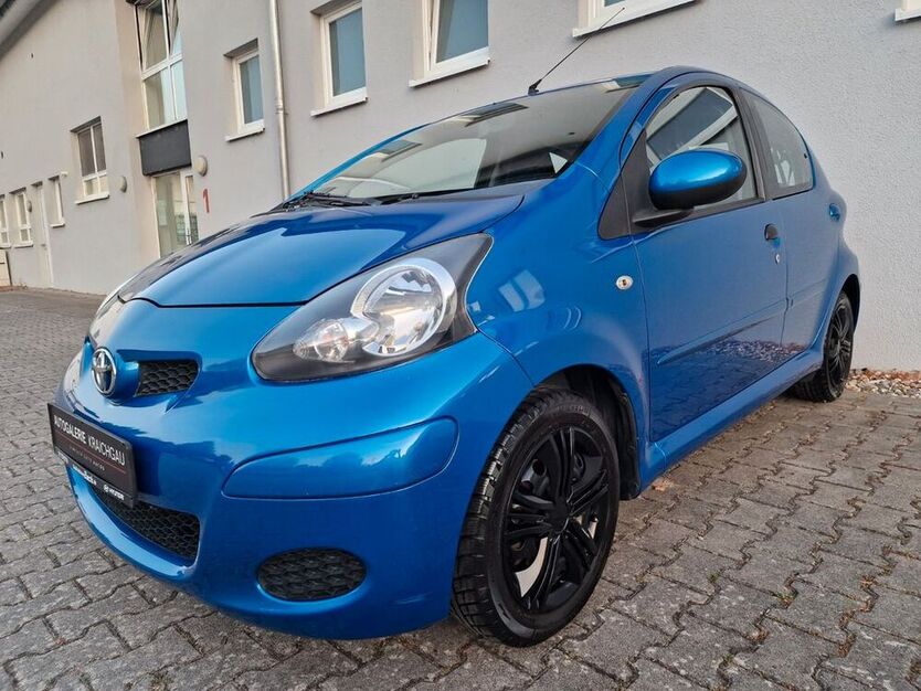 Aygo (X)