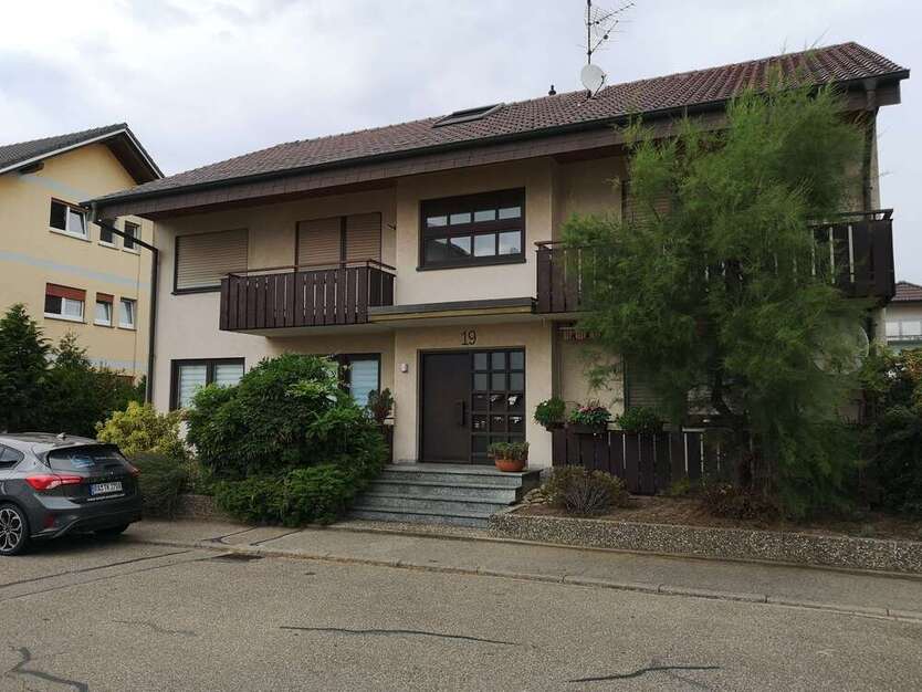 Haus zum Kaufen in Hügelsheim 890.000 € 330 m²