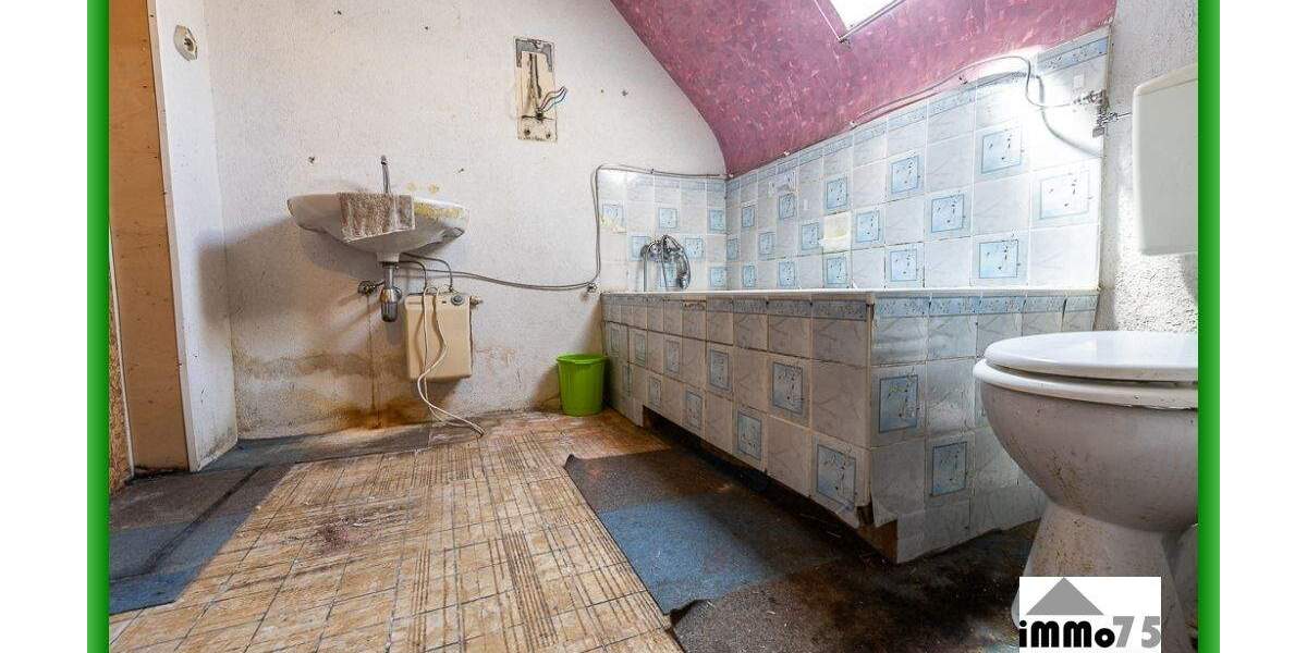 Reihenmittelhaus Ettlingen - 4 Zimmer, 90 m&sup2;, 149.000&euro; | Angebot:25800668