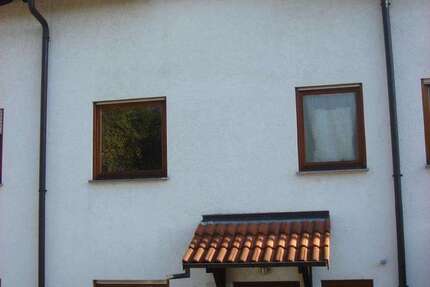 Haus zum Kaufen in Pforzheim 379.000 € 138.5 m² 5.5 zimmer