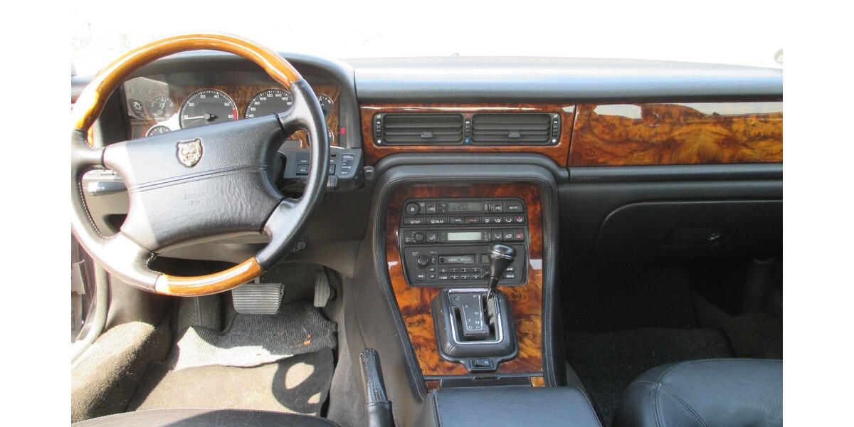 Jaguar X-Type 203.000 km 4.450 &euro; Knittelsheim 76879