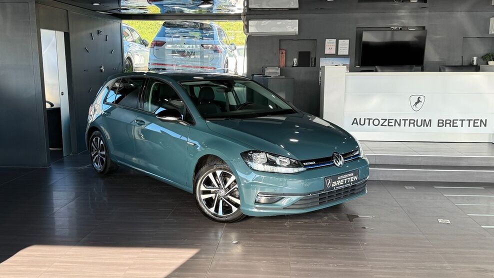 VW Golf 94.180 km 15.900 € Bretten 75015