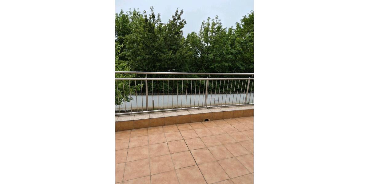 Etagenwohnung Bad Schönborn - 2 Zimmer, 100 m&sup2;, 340.000&euro; | Angebot:25921111