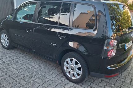 VW Touran 246.000 km 5.500 &euro; Waldbronn 76337