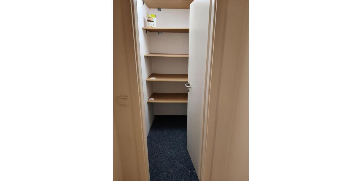 Etagenwohnung Weingarten (Baden) - 2 Zimmer, 70 m&sup2;, 900&euro; | Angebot:24444717