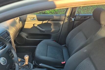 VW Golf 134.960 km 5.500 € Philippsburg 76661