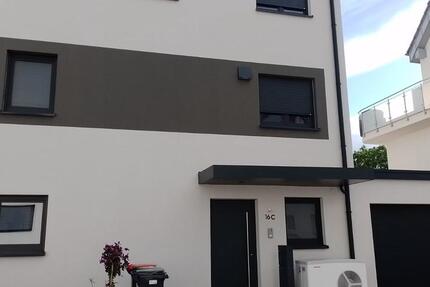 Haus Karlsruhe Innenstadt-Ost - 6 Zimmer, 142 m&sup2;, 970.000&euro; | Angebot:24377174