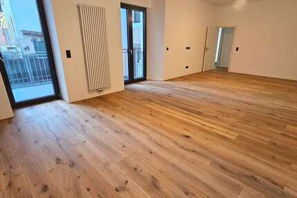 Wohnung zum Kaufen in Karlsruhe 450.000 € 81.98 m² 3 zimmer