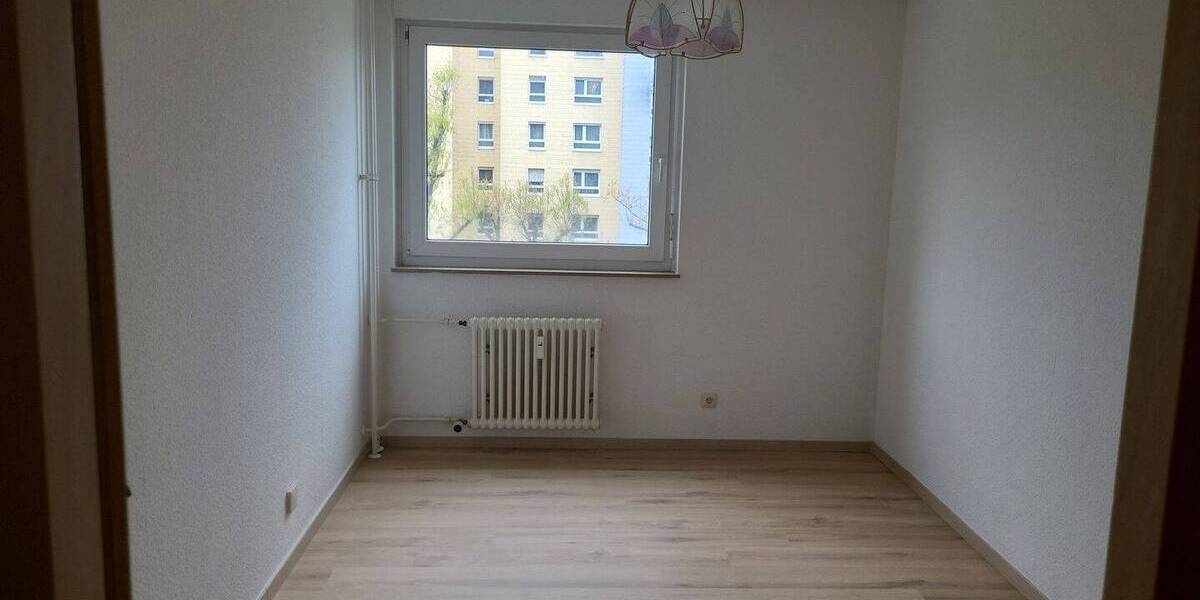 Etagenwohnung Pforzheim Haidach - 3 Zimmer, 88 m&sup2;, 299.000&euro; | Angebot:26364065