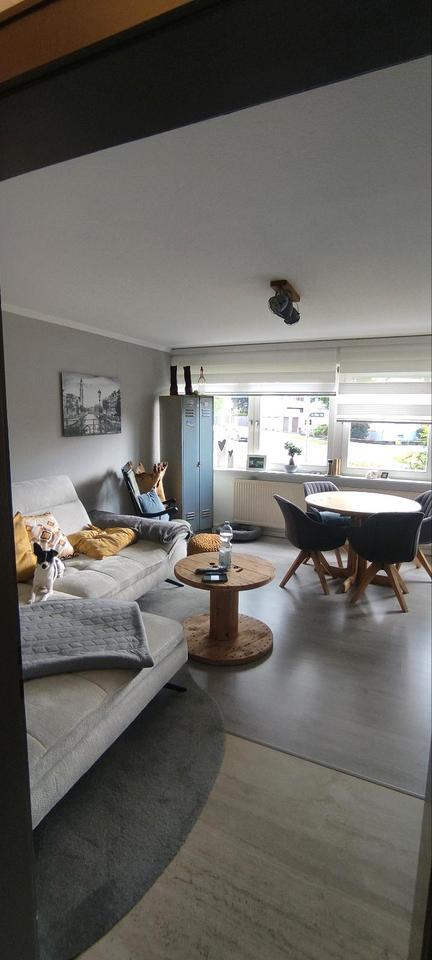 helle 3-Zimmer Erdgeschoss Wohnung mit Garage