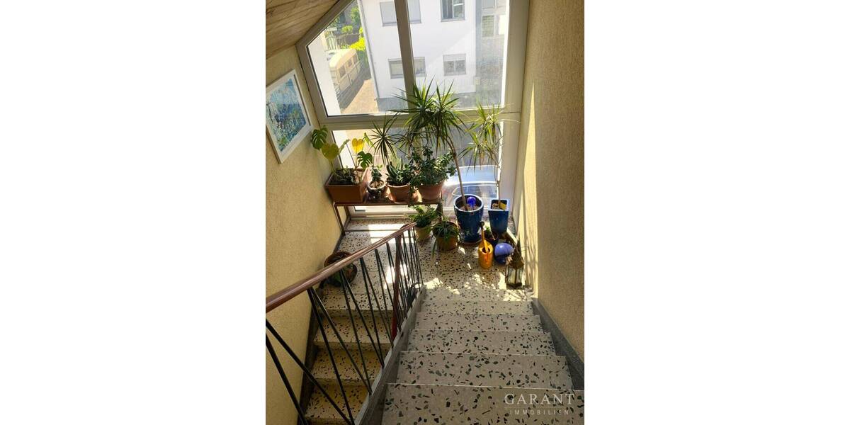 Mehrfamilienhaus, Wohnhaus Karlsruhe Neureut - 8 Zimmer, 220 m&sup2;, 775.000&euro; | Angebot:26806984